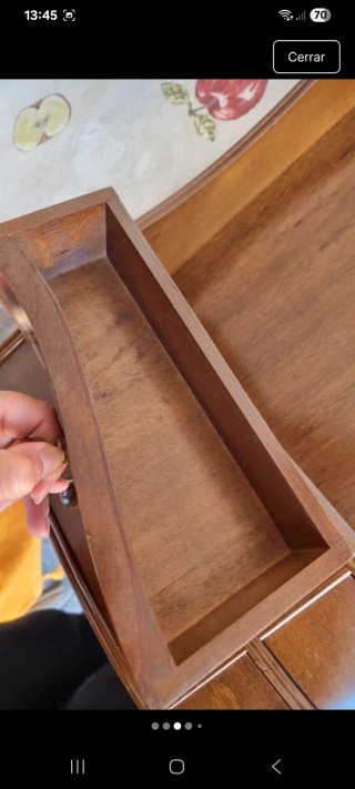 Estantería de madera con 4 cajones