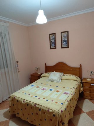 Vendo piso en la c/ Granado cerca del club Cantely