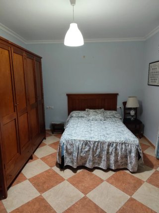 Vendo piso en la c/ Granado cerca del club Cantely