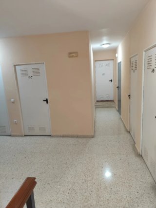 Vendo piso en la c/ Granado cerca del club Cantely