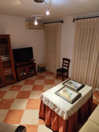 Vendo piso en la c/ Granado cerca del club Cantely