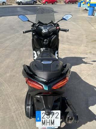 Yamaha X max tech max