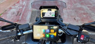 Kit Maletas para todo tipo de moto con carplay
