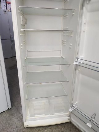 Nevera Liebherr vertical Liebherr 1.85x60cm