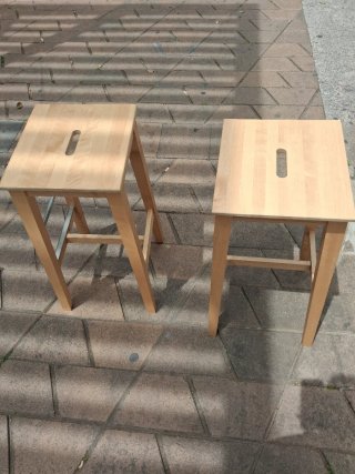2 Sgabelli alti in legno Ikea