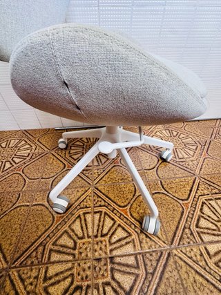 Silla de escritorio blanca