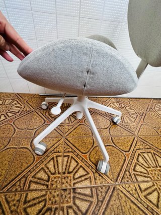 Silla de escritorio blanca