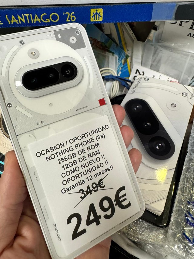 Nothing Phone (3A) 256GB Bianco - COME NUOVO