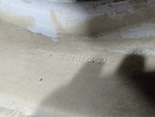 5 Llantas Land Rover Defender 18" Originales