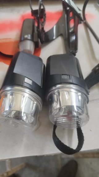 Accesorios Bicicleta: Luces, Pedales, Portabidón