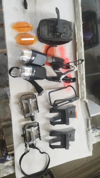 Accesorios Bicicleta: Luces, Pedales, Portabidón