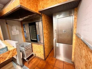 Local comercial en venta en Poniente-Norte - Miralbaida - Parque Azahara en Córdoba