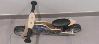 Bicicleta de madera Policía