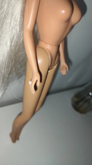 Barbie Rapunzel con corona