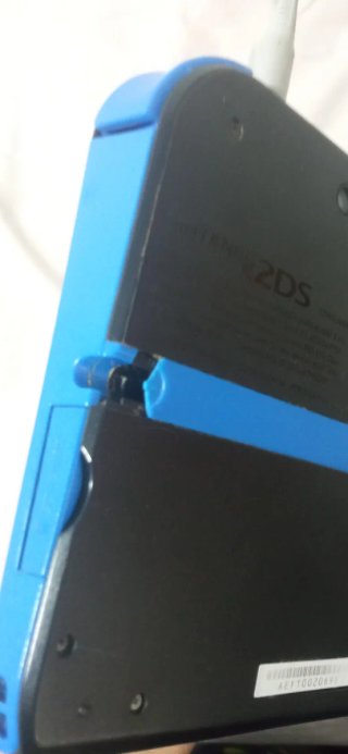 Nintendo 2DS Negra y Azul