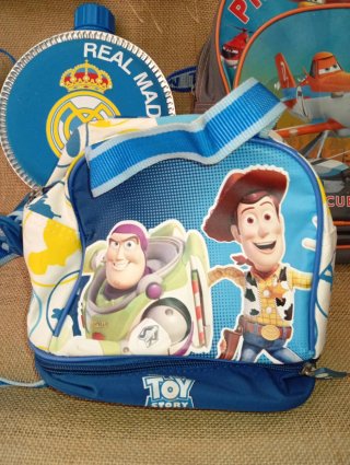Lote de 4 mochilas infantiles