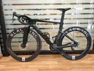 Factor ONE Black Onyx