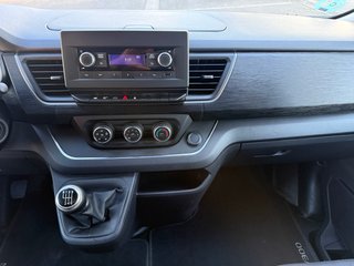 Nissan Primastar 2022