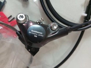 Mandos de cambio y Frenos Shimano GRX 810