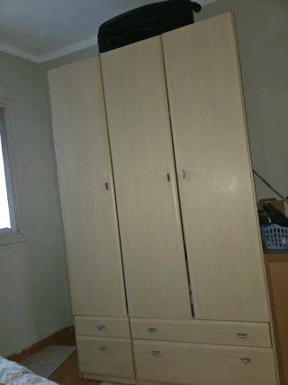 Ropero de madera claro 3 puertas