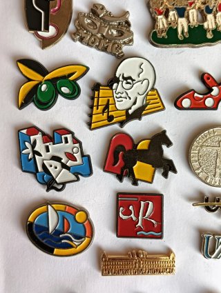 31 PINS ESPAÑA COMUNIDADES CULTURA HISTORIA ARTE I