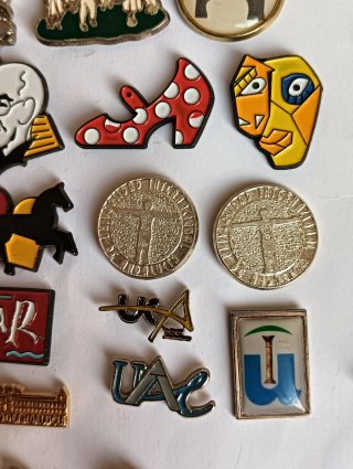 31 PINS ESPAÑA COMUNIDADES CULTURA HISTORIA ARTE I