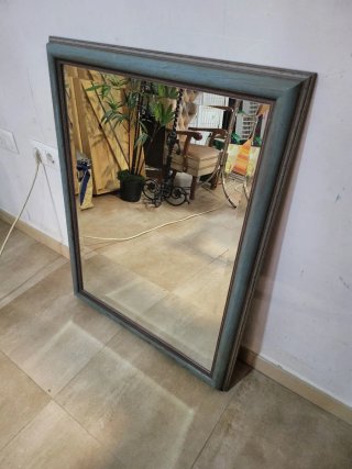 Espejo de madera con marco azul