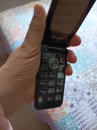 Móvil Alcatel gris sin estrenar