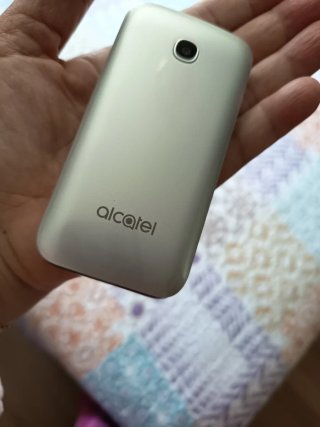 Móvil Alcatel gris sin estrenar