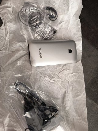 Móvil Alcatel gris sin estrenar