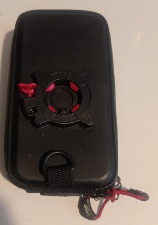Soporte Móvil Givi Impermeable para moto