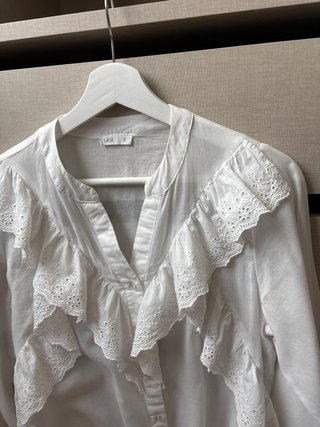 Blusa Unit blanca con volantes talla S