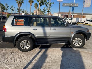 Mitsubishi Montero sport 2000