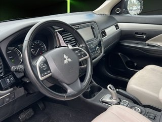 Mitsubishi Outlander 2.0 PHEV Motion 4WD Auto 149 kW (203 CV)