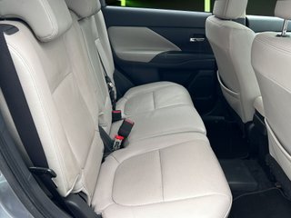 Mitsubishi Outlander 2.0 PHEV Motion 4WD Auto 149 kW (203 CV)