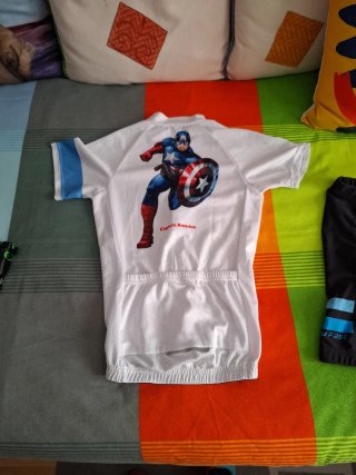 Maillot y culot bici niño Avengers