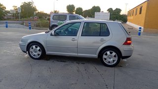 Volkswagen Golf 2001 acepto cambios