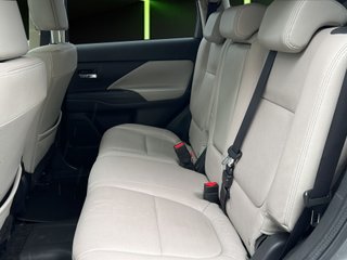 Mitsubishi Outlander 2.0 PHEV Motion 4WD Auto 149 kW (203 CV)