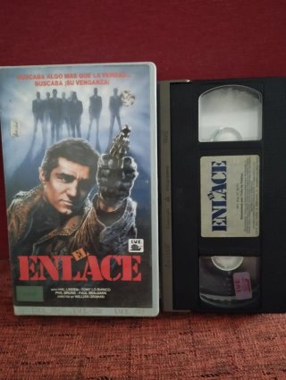 Películas VHS a 2 euros unidad edición videoclub