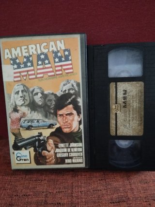 Películas VHS a 2 euros unidad edición videoclub
