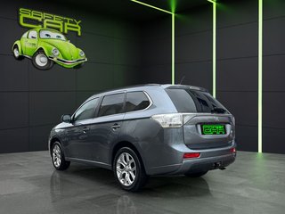 Mitsubishi Outlander 2.0 PHEV Motion 4WD Auto 149 kW (203 CV)