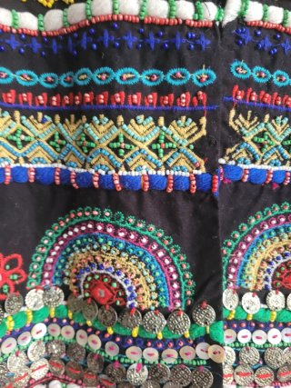 Chaqueta Zara bordada multicolor