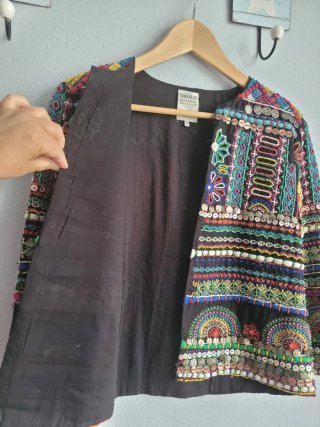 Chaqueta Zara bordada multicolor