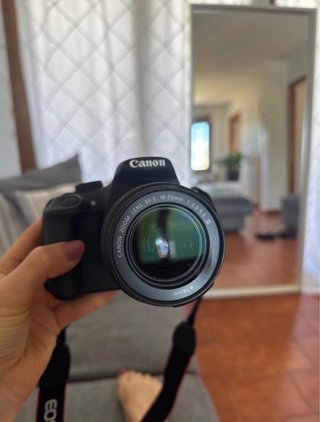 Cámara Canon EOS 1200D Negra