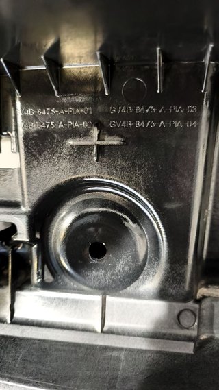 CALANDRA DELANTERA DE RADIADOR Ford Kuga (CBS)(2013->)