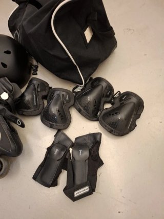 Patines Oxelo con protecciones y bolsa