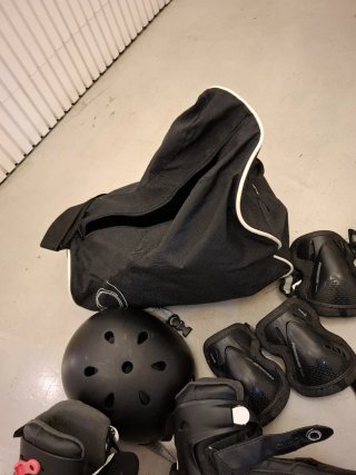 Patines Oxelo con protecciones y bolsa