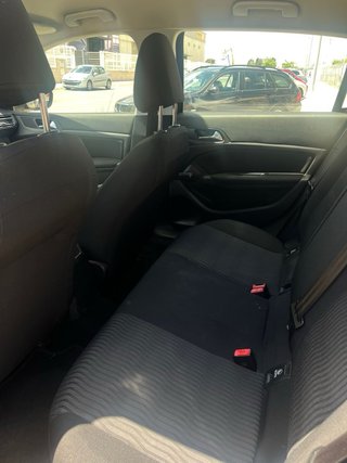 Peugeot 208 2014