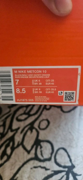 Nike Metcon 10 Black / Safety Orange T40