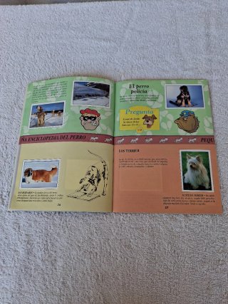Álbum Perros y Gatos Completo
